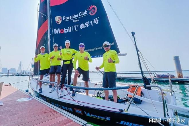 中国帆船选手带领团队登顶,金牌在握! 中国帆船选手带领团队登顶,金牌在握!