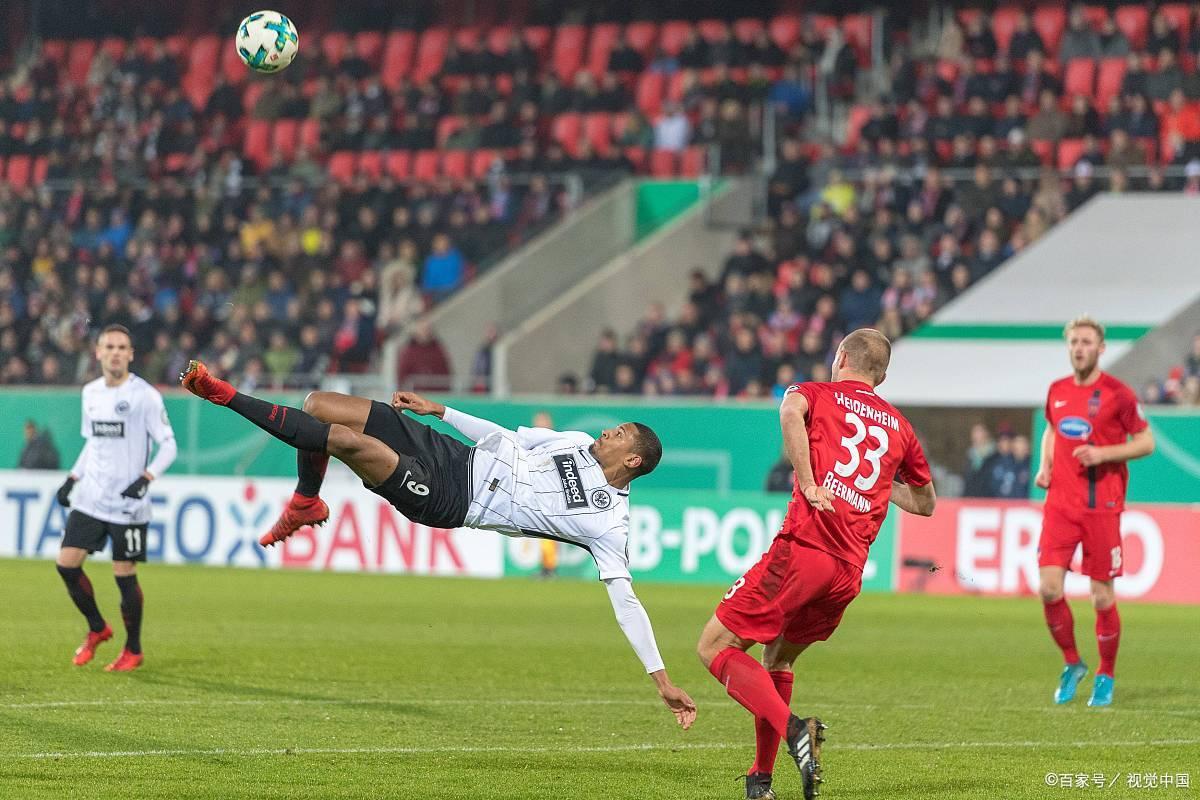 包含云达不莱梅客场战平霍芬海姆，迎来宝贵一分的词条