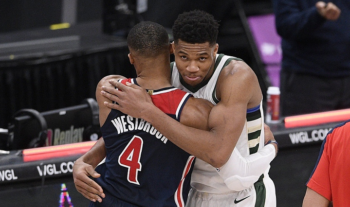 猛龙轻松擒下黄蜂，继续领跑东部的简单介绍