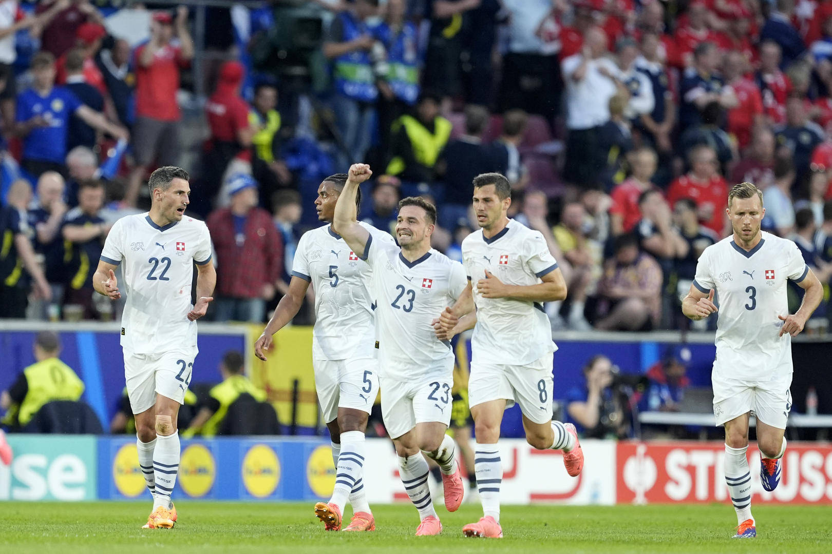 关于斯洛文尼亚队不敌保加利亚，遭遇惨败的信息