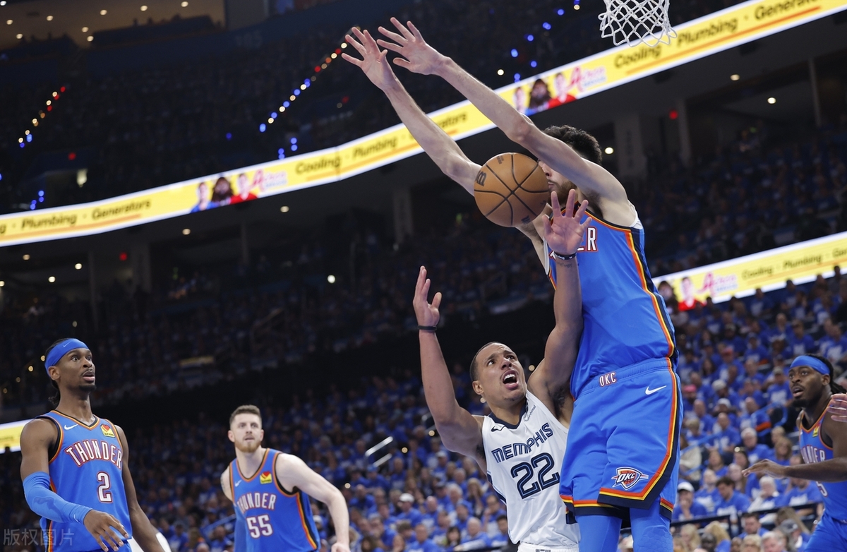 爱游戏网页版入口-灰熊队防守端表现出色，成功扼制对手