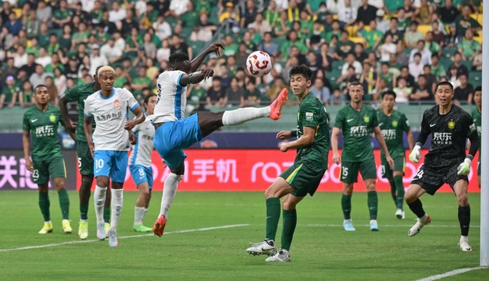 爱游戏官网-关于国安-险胜泰达，继续保持领先位置的信息